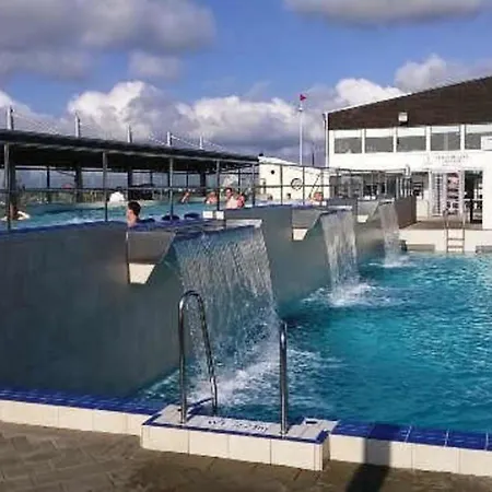 De Linn アパート *